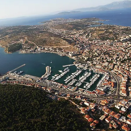 بوتيك لاريمار 3* Çeşme
